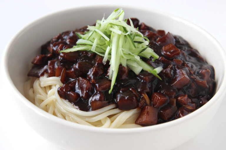 đen ngon chuẩn vị Hàn Công thức làm mì tương
