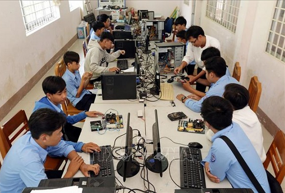 Khóa Học Đào Tạo Dạy Nghề Kỹ Thuật Viên Máy Tính Quận Thủ Đức