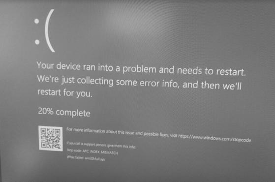 Người dùng Windows 10 than trời vì lỗi màn hình xanh chết chóc