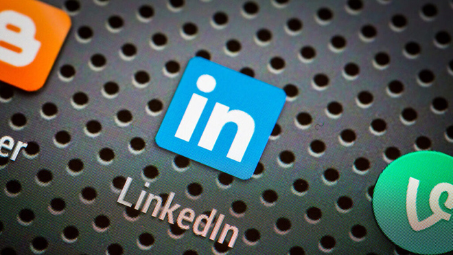Sau Facebook 500 triệu hồ sơ LinkedIn bị bán công khai