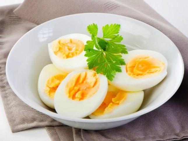 Trứng luộc mà cũng có thể chế biến sai cách gây ngộ độc cho người ăn